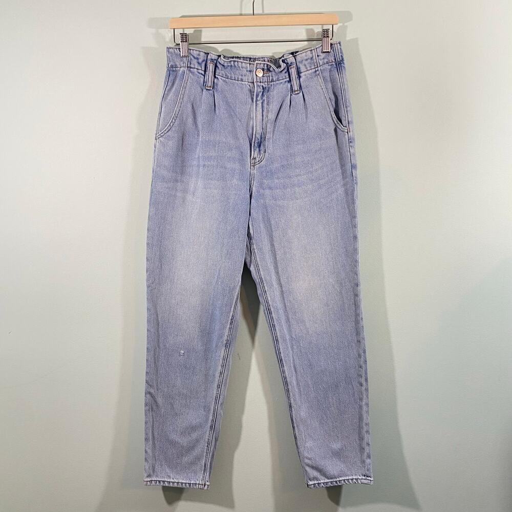 American Eagle Women Paper Bag Waist Highest Rise Mom Jeans Size 8